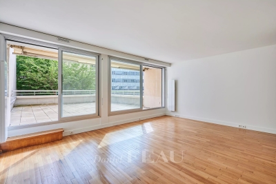 Appartement à louer à PARIS 15EME Folie Mericourt - 3 pièces - 71 m² 