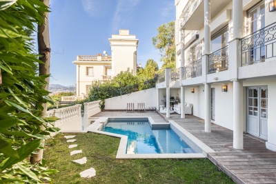 House for sale in NICE Villa Arson - 6 rooms - 225 m² 