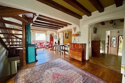 House for sale in CANNES Coursegoules - 7 rooms - 145 m&sup2; 
