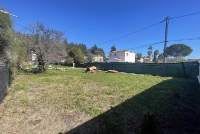 Building plot for sale in BIOT   - 998 m² 