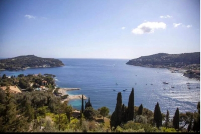 Maison à louer à VILLEFRANCHE-SUR-MER   - 900 m² 