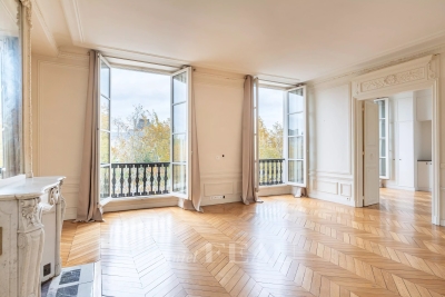 Appartement à vendre à PARIS 6EME Maison Blanche - 6 pièces - 196 m² 