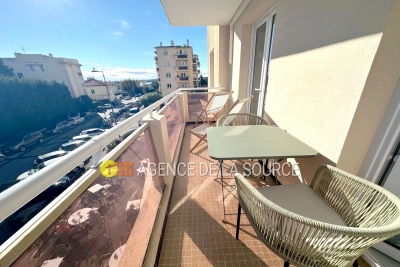 Appartement à vendre à CANNES Vallee de Gorbio - 3 pièces - 60 m² 