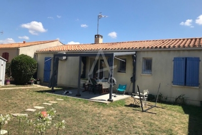 Maison à vendre à LONGEVILLE SUR MER  - 3 pièces - 60 m² 