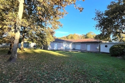 Maison à vendre à St-Médard-en-Jalles  - 7 pièces 200 m² 