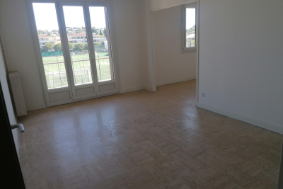 Appartement à louer à VALLAURIS  - 3 pièces - 71 m² 
