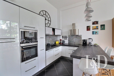 Maison à vendre à NANTERRE  - 5 pièces - 117 m² 