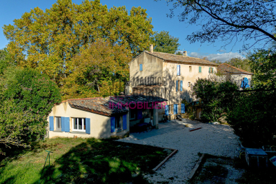 Maison à vendre à CARPENTRAS  - 5 pièces - 163 m² 