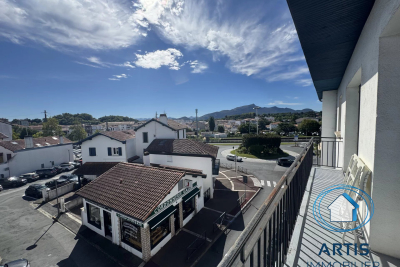 Appartement &agrave; vendre &agrave; ST-JEAN-DE-LUZ  - 3 pi&egrave;ces - 98 m&sup2; 