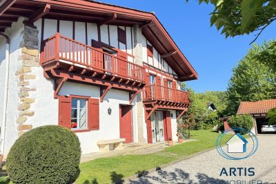 Maison &agrave; vendre &agrave; ASCAIN  - 6 pi&egrave;ces - 296 m&sup2; 