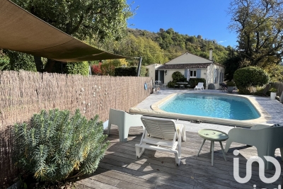 Maison à vendre à ST-MAIME  - 5 pièces - 159 m² 