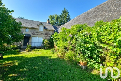 Maison à vendre à LA CHAPELLE AUX BROCS  - 7 pièces - 136 m² 