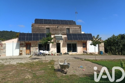 Parking/Garage à vendre parc les amoureux 