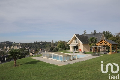 Maison à vendre à UZERCHE  - 9 pièces - 238 m² 