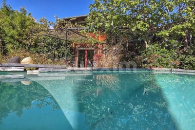 Maison à vendre à AVIGNON  - 6 pièces - 244 m² 