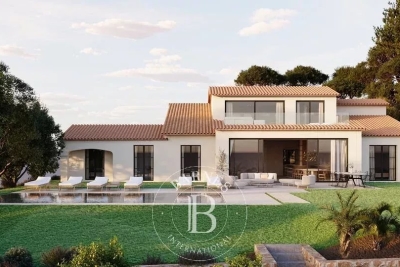 House for sale garage ste maxime 