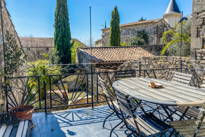 Maison à vendre à UZÈS  - 6 pièces - 315 m² 
