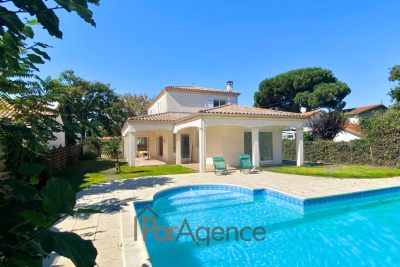 Maison à vendre à Royan  - 5 pièces 145 m² 