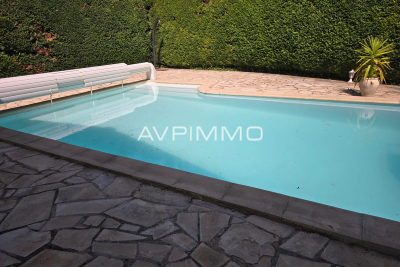 Maison à vendre à AUBAGNE  - 4 pièces - 144 m² 