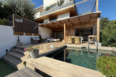 Apartment for sale in CAVALAIRE-SUR-MER  - 3 rooms - 75 m² 