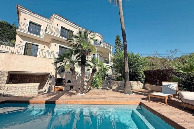 Maison &agrave; vendre &agrave; Roquebrune-Cap-Martin   238 m&sup2; 