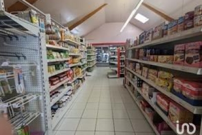 Commerce à vendre à VILLEDOMER   - 215 m² 