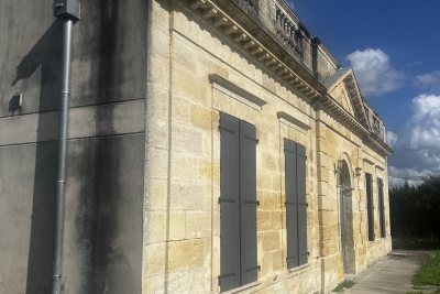 Maison à vendre à VILLENAVE-D'ORNON  - 12 pièces - 300 m² 