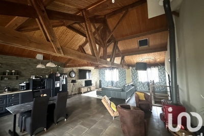 Maison à vendre à MARCILLAC  - 6 pièces - 127 m² 