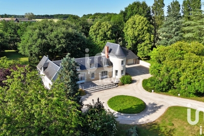 Maison à vendre à TOURS  - 10 pièces - 285 m² 