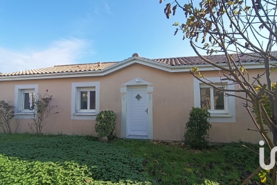 Maison à vendre à PLASSAC Sainte-Foy-la-Grande - 4 pièces - 92 m² 
