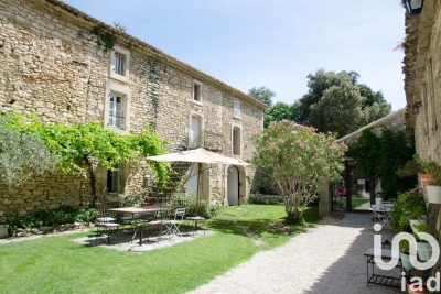 Maison à vendre à GRIGNAN  - 15 pièces - 387 m² 