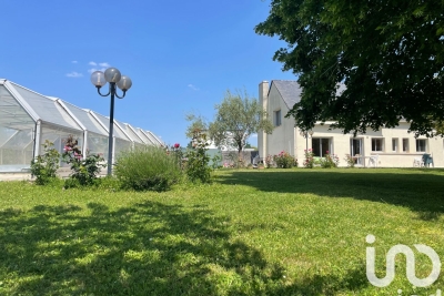 Maison à vendre à ST-MELAINE-SUR-AUBANCE Baumette (Zone Naturelle) - 7 pièces - 215 m² 
