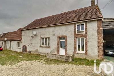 Maison à vendre petite maison au bord de l eau 