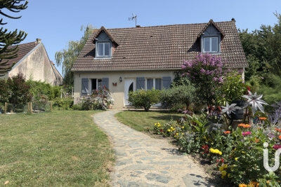 Maison à vendre à BREVAL  - 6 pièces - 123 m² 