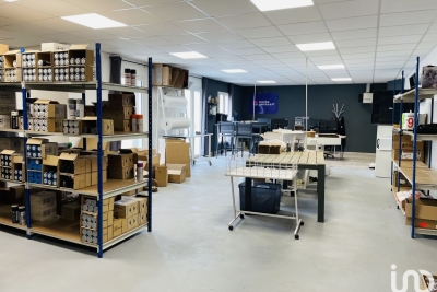 Commerce à vendre à VIHIERS Baumette (Zone Naturelle)  - 1000 m² 