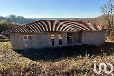 Maison à vendre à BELLEFOND  - 1 pièces - 150 m² 