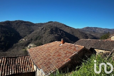 Maison à vendre à ST ANDEOL DE VALS  - 7 pièces - 123 m² 