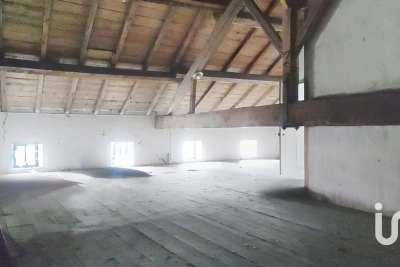 Appartement à vendre à TONNAY CHARENTE  - 1 pièces - 120 m² 