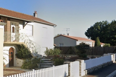 Maison à vendre à YZERNAY Baumette (Zone Naturelle) - 7 pièces - 148 m² 