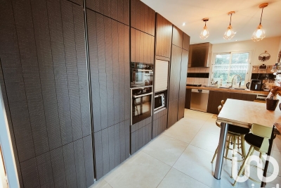 Maison à vendre à METTRAY  - 5 pièces - 162 m² 