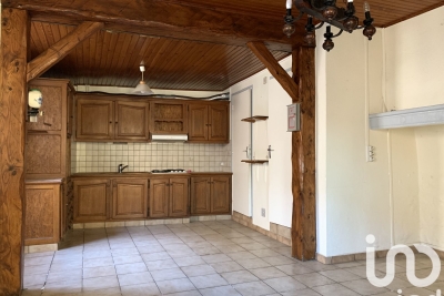 Maison à vendre à VEYRE MONTON  - 5 pièces - 76 m² 