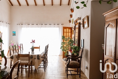 Maison à vendre à ST ESTEVE Pierre Droite - 6 pièces - 185 m² 