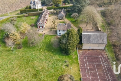 Maison à vendre petite maison au bord de l eau 