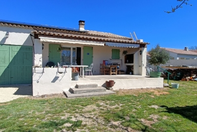 Maison à vendre terrain sault 