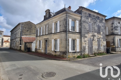 Maison à vendre à ST PORCHAIRE  - 3 pièces - 90 m² 