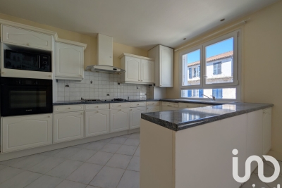 Appartement à vendre à ROCHEFORT  - 4 pièces - 100 m² 