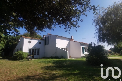 Maison à vendre à DOLUS D OLERON  - 7 pièces - 138 m² 