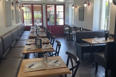 Commerce à vendre à BESSENAY   - 154 m² 