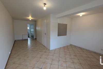 Bien à louer à BRUAY LA BUISSIERE   - 44 m² 