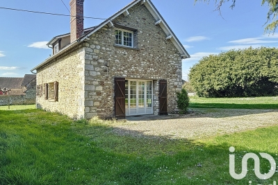 Maison à vendre maison village garage piscine 